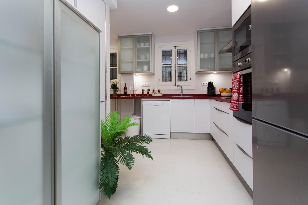 Svq Apartments - Patio Santa Cruz Sevilla Dış mekan fotoğraf