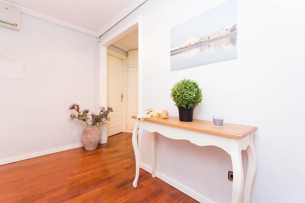 Svq Apartments - Patio Santa Cruz Sevilla Dış mekan fotoğraf