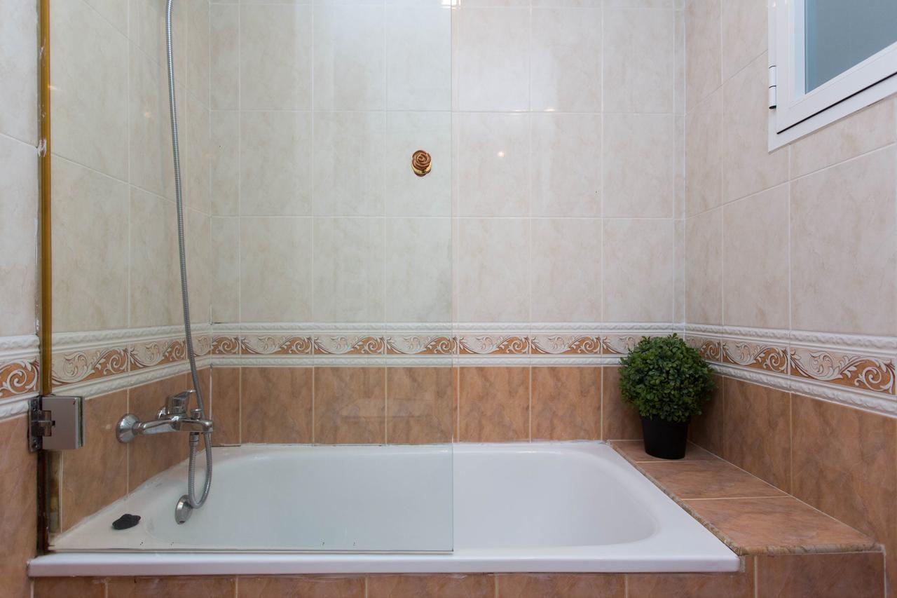 Svq Apartments - Patio Santa Cruz Sevilla Dış mekan fotoğraf