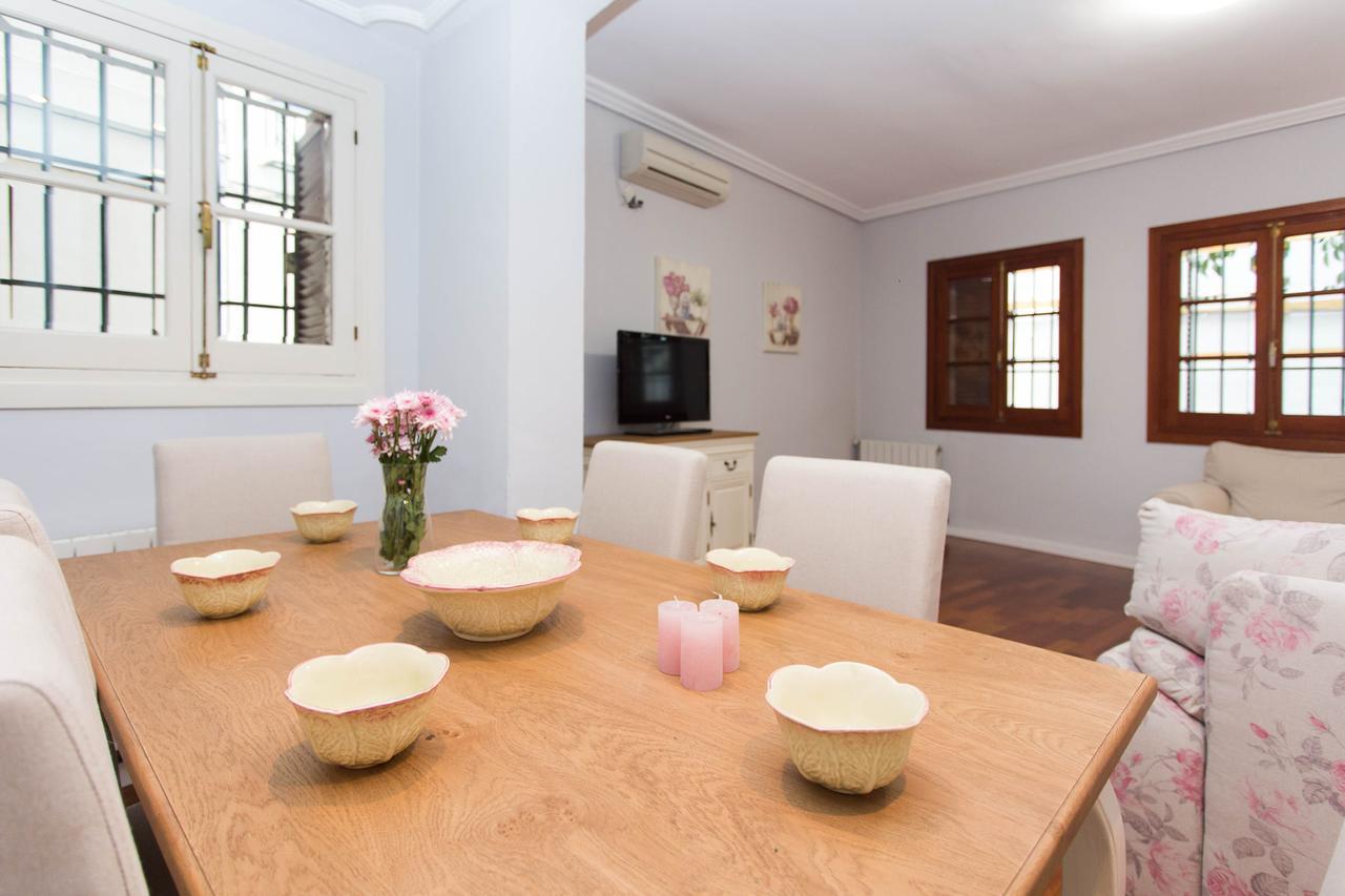 Svq Apartments - Patio Santa Cruz Sevilla Dış mekan fotoğraf
